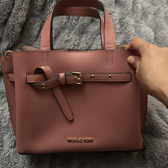 Mk Purse used - Picture 3 of 3